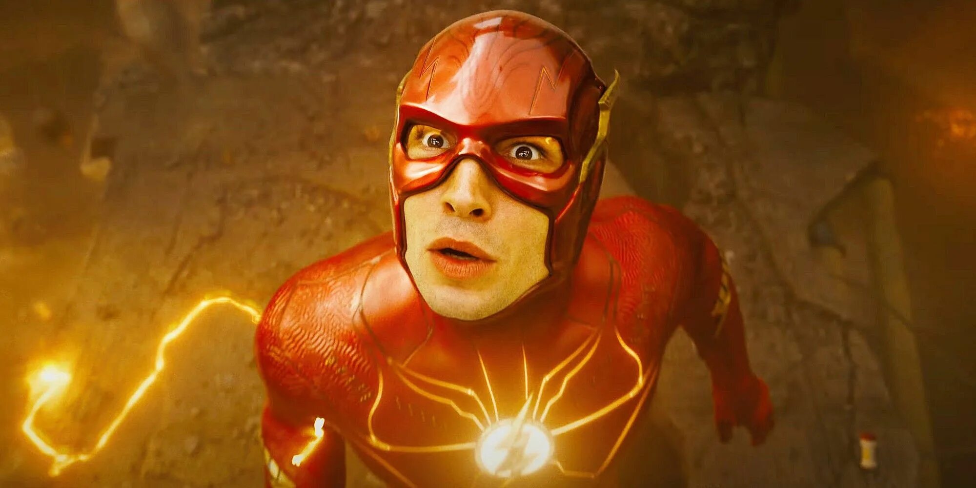 Лицо flash. Эзра Миллер 2023. Флэш 2023 кадры.