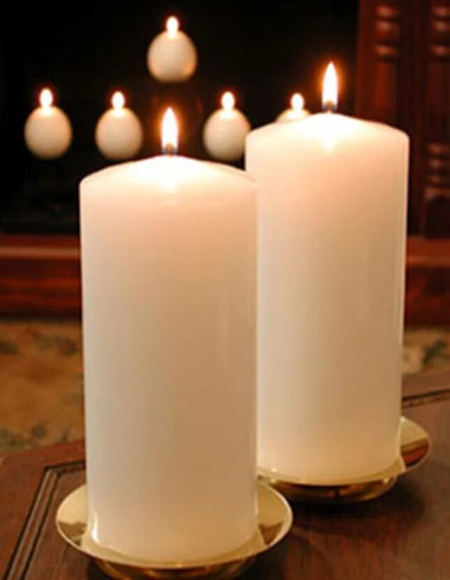 Свечи восковые. Лиловые свечи. Парафиновая свеча-вкладыш; m30, h3. Свечи восковые толстые. Толстую свечу.