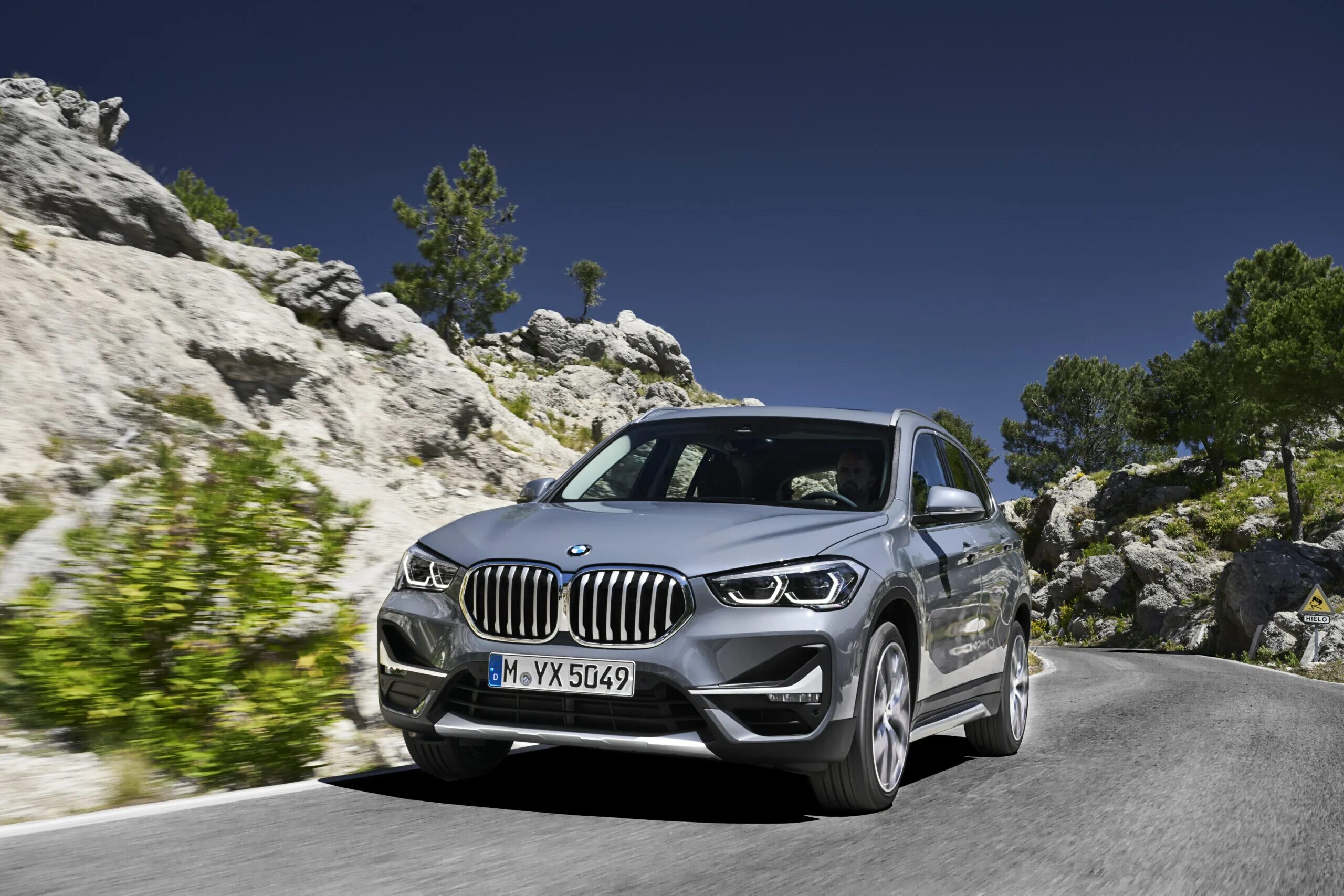 Купить бмв 2020 года. BMW x1 2022. БМВ x1 2021. BMW x1 2022 Рестайлинг. БМВ x1 2019.