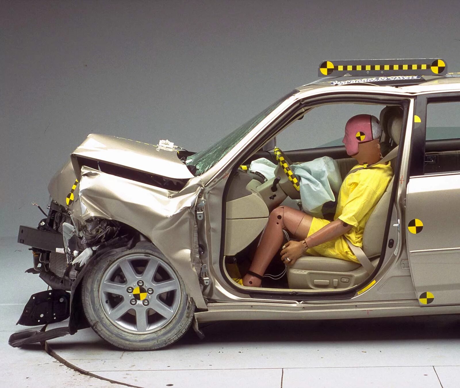 Crash Test 2003-2005 Nissan. Краш тест авто. Краштест автомобиль.