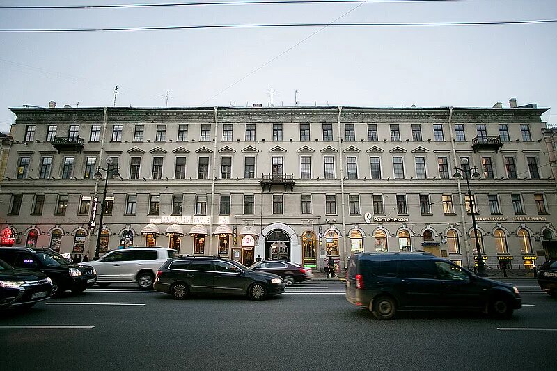 Питер невский проспект 65. Санкт-петербург невский проспект 98 гостиница. Дом воейковой санкт-петербург невский 72. Дом рядом с невским. Доходный дом воейковой невский пр.
