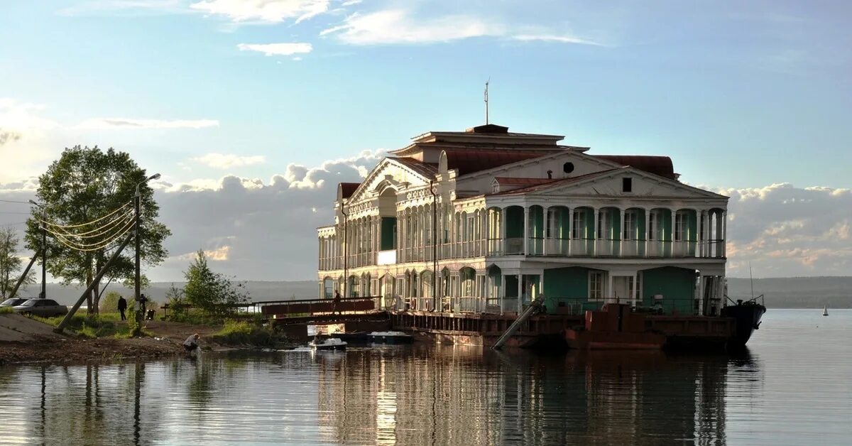 Дебаркадер что это. Дебаркадер волгоград. Дебаркадер что это. Дебаркадер дм-21. Астрахань дебаркадеры пристани.