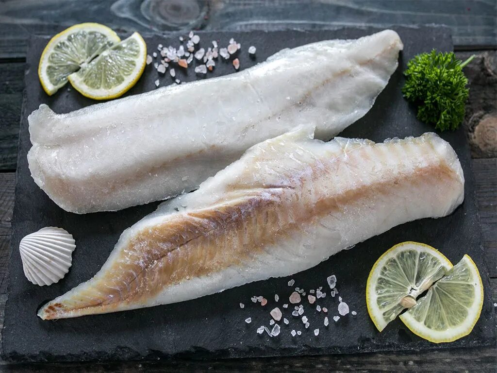 Минтай филе. Филе минтая свежемороженое. Минтай тресковые. Минтай филе. Филе минтая командорский.