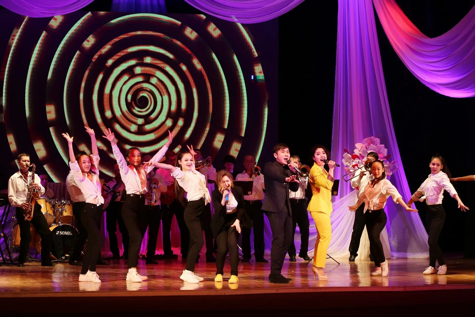 конкурс среди работников культуры