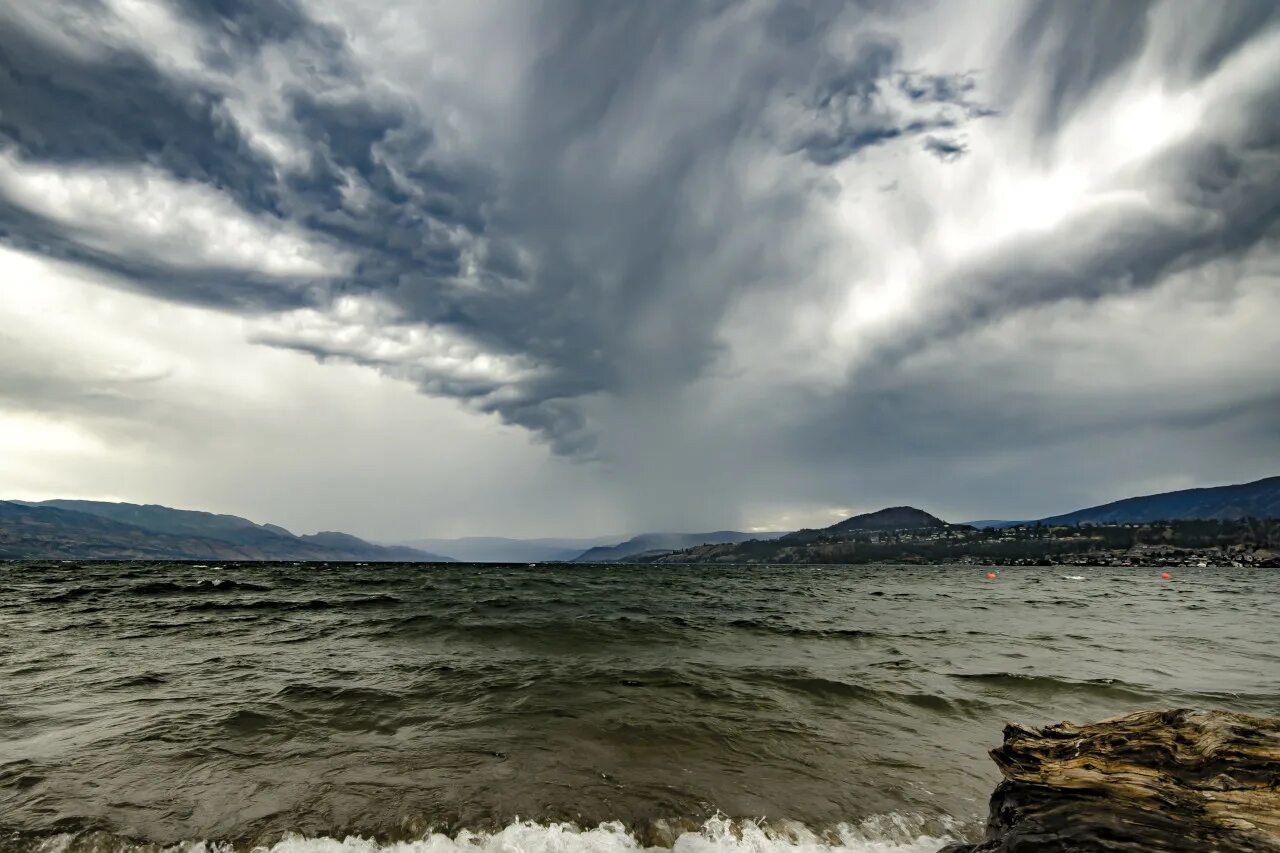 Rain beach. Дождь на море. Дождь над морем. Дождь на пляже. Дождь на побережье моря.