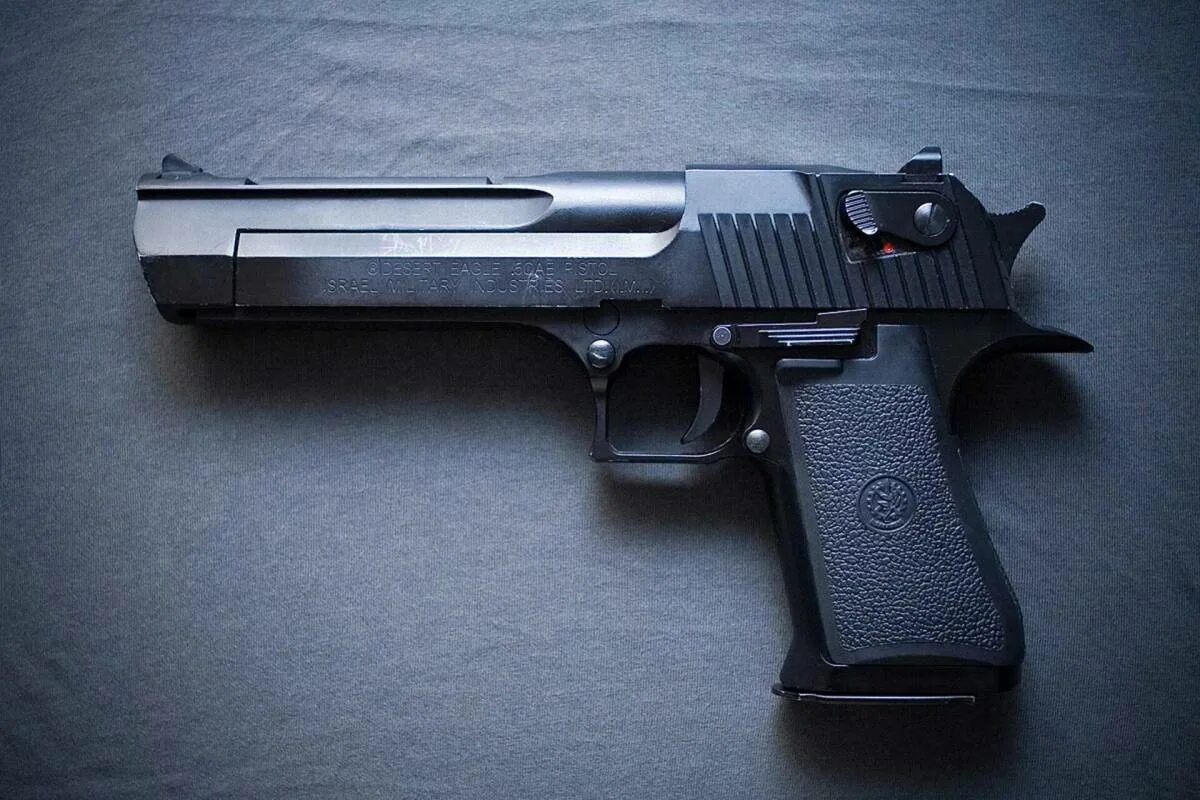 Дигл. Пистолет desert eagle. desert eagle 7.62. desert eagle черный. дигл пустынный орел.