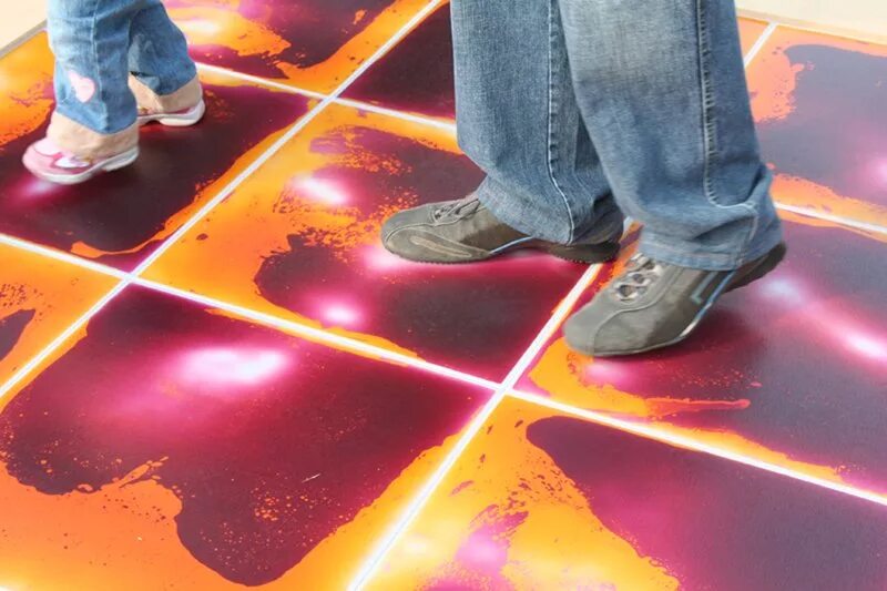 Наливные полы 3d. Полы наливные полимерные 3d. Живо на пол. Крокодил на 3д полу. Самонивелирующийся наливной пол 3д.