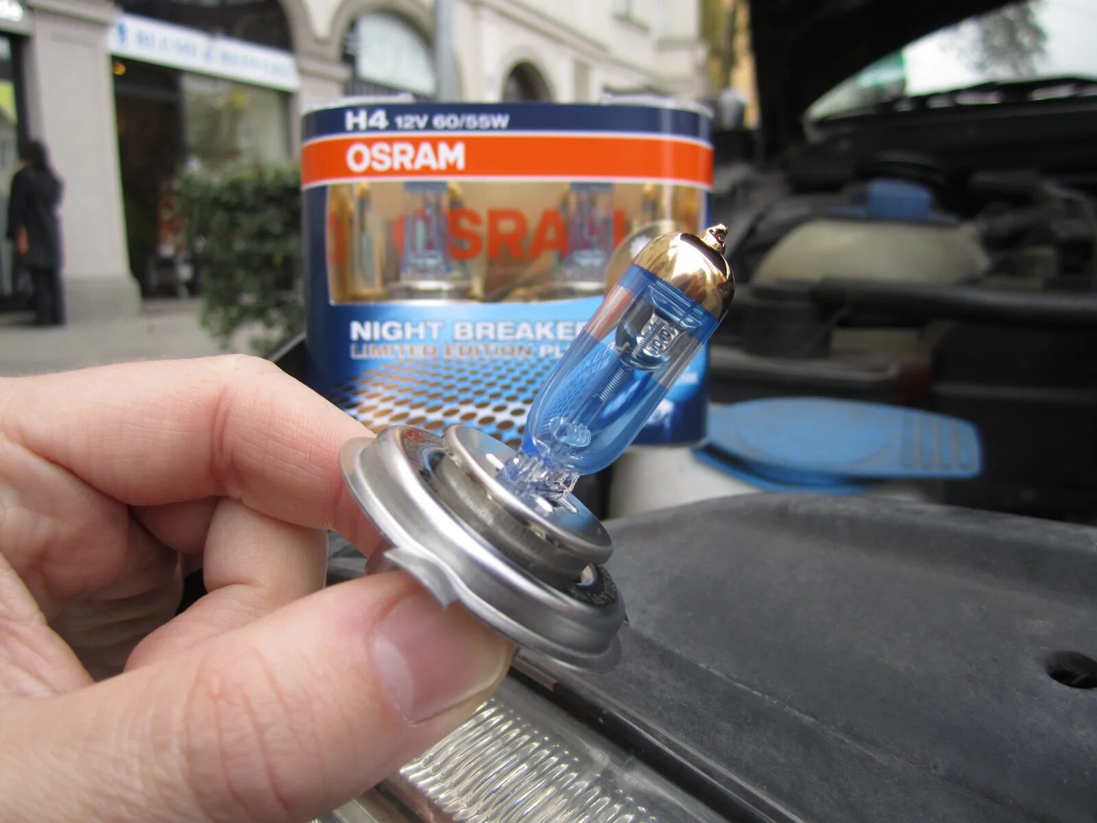 лампа ближнего света ларгус 2021. автомобильные лампы h4 филипс 12342.