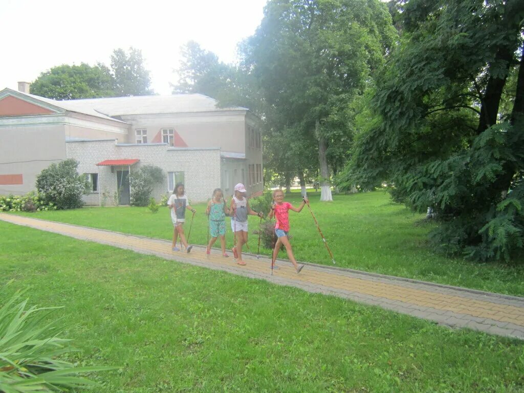 Санаторий в ивне белгородская область. Санаторий 23 малаховка. Санаторий василек краснодар поселок белозерный. «магаданский областной детский противотуберкулезный санаторий №2». Санатории туберкулёзный пушкин.