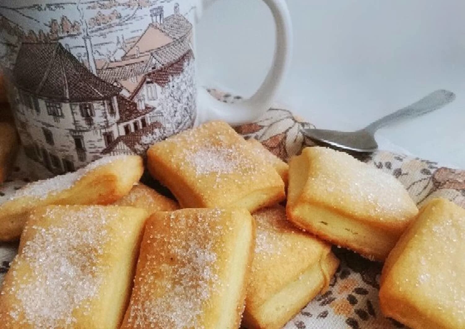 Простое мягкое печенье в духовке. Печенье на кефире. Вкусное печенье на кефире. Печенье домашнее на кефире. Быстрое печенье на кефире.