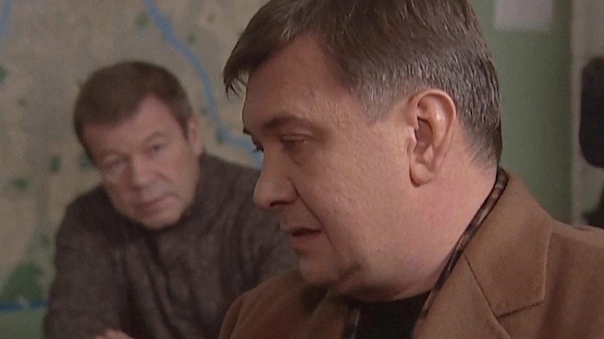 Старый дед оказался новым главой убойного отдела. Старый дед оказался новым главой убойного отдела. Улицы разбитых фонарей начальник мухомор. Опера хроники убойного отдела. Опера: хроники убойного отдела (2004).