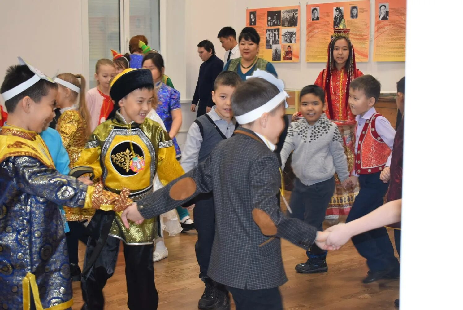 Цдо усть ордынский. Сош 2 усть-ордынский. Цдо 2 астрахань. Усть-ордынский. Усть-ордынский соревнование в вэс 14.