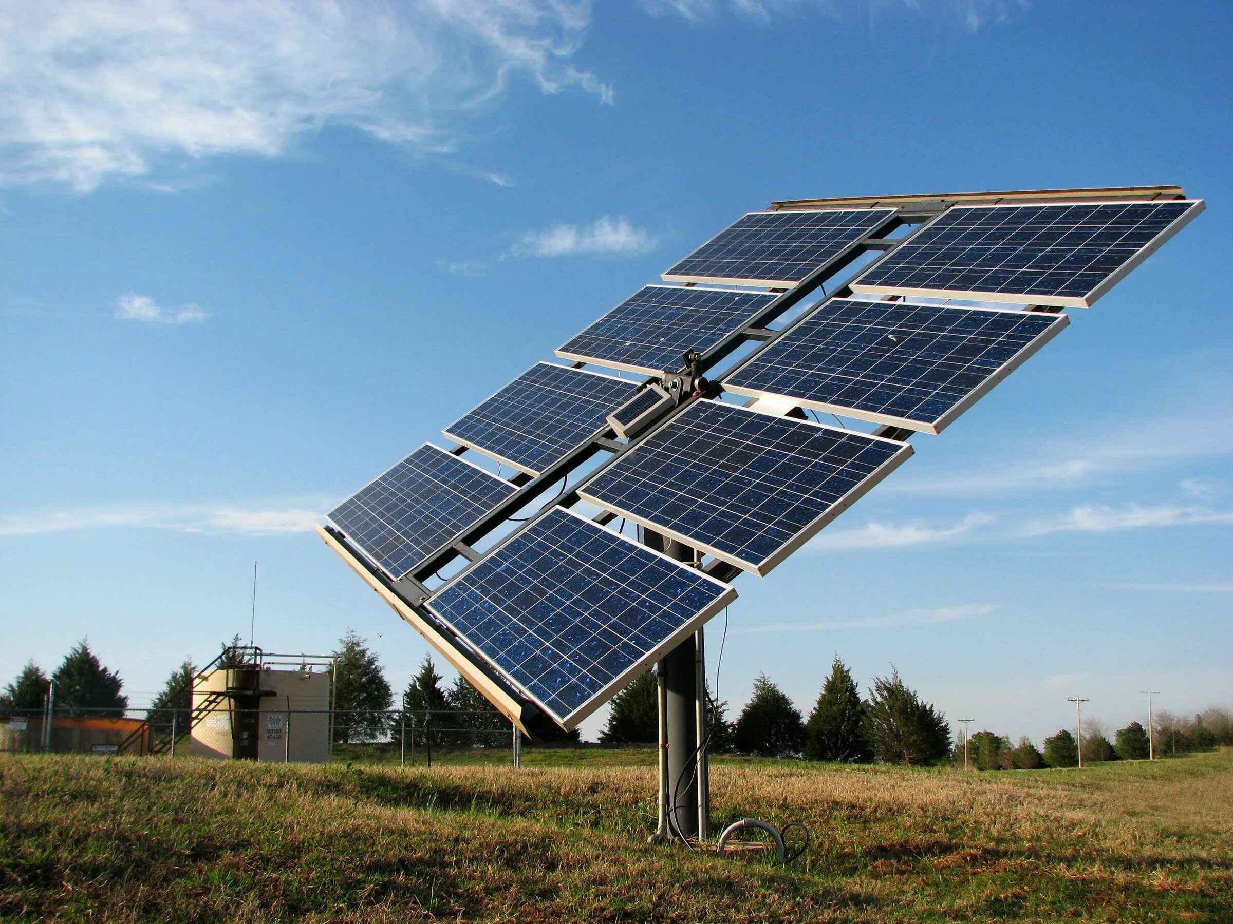 Производство солнечной энергии. Солнечная фотоэлектрическая энергия. Энергия солнечных батарей. Солар панель.