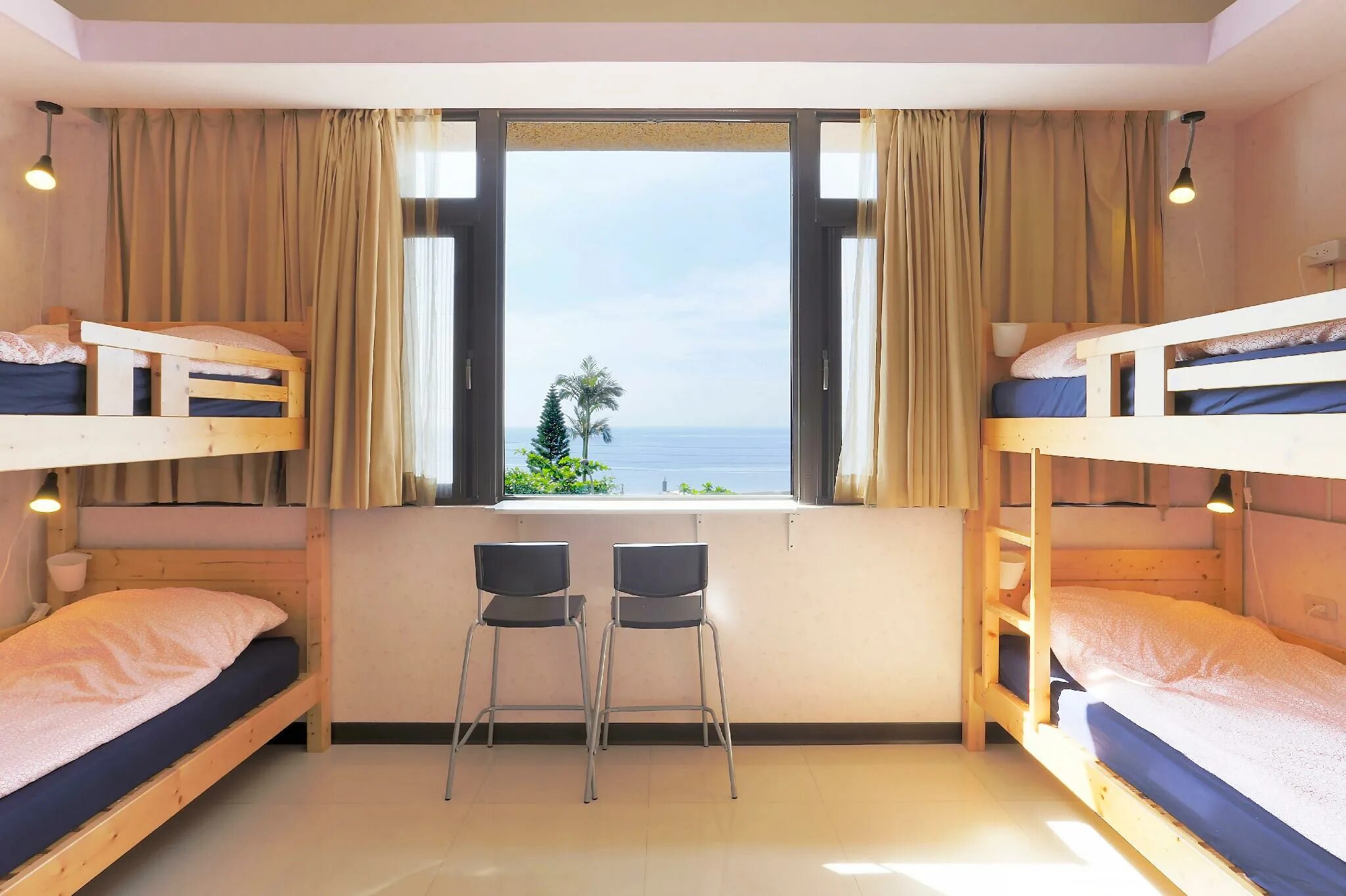 хостел дали