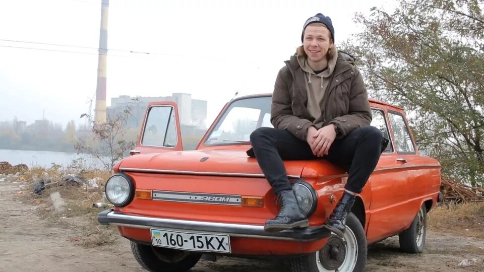 Заз 965 серый. Заз 965 запорожец. Порш скрестили с запорожцем. Заз 968 голубой. Заз 968 заброшенный.