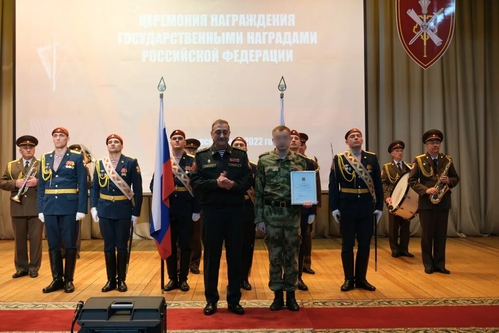 Награждение военнослужащих. Вручение наград. Награждение военнослужащих Хабаровск. Вручение наград участникам спецопераций.