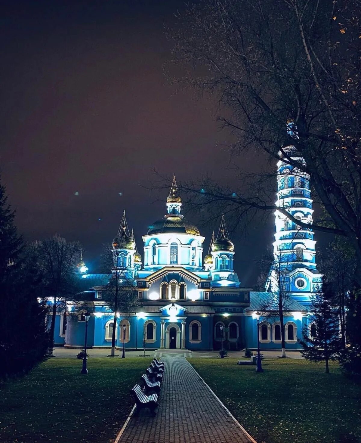 Храм вечером. Храм рождества богородицы в балашихе. церковь рождества пресвятой богородицы балашиха. храм рождества пресвятой богородицы короча.