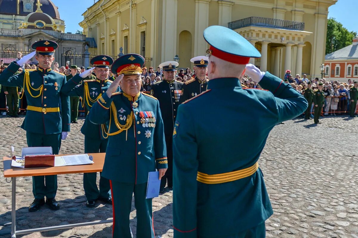 выпуск вифк 2024. выпуск вифк 2024. петропавловская крепость выпуск вифк. вифк выпуск. вифк офицеры.