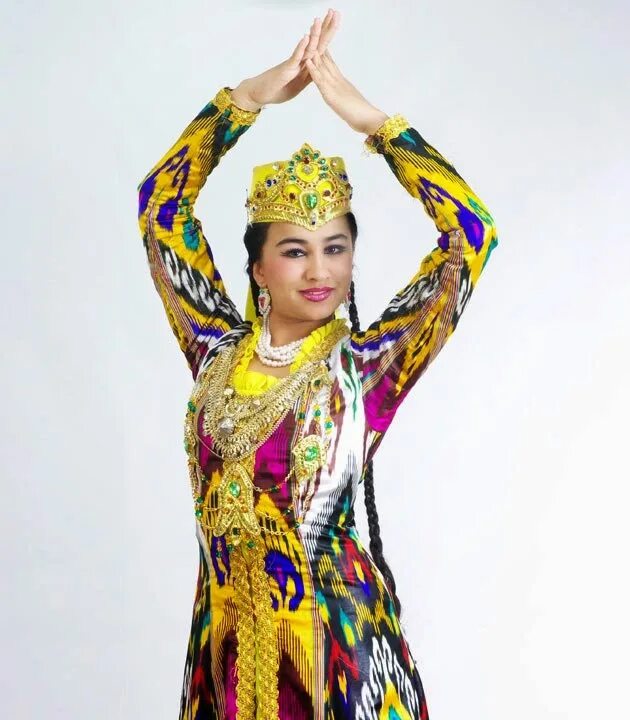 Узбекские национальные платья. Узбекский костюм женский. Узбекский национальный костюм женский. Узбекский национальный костюм для девочки.