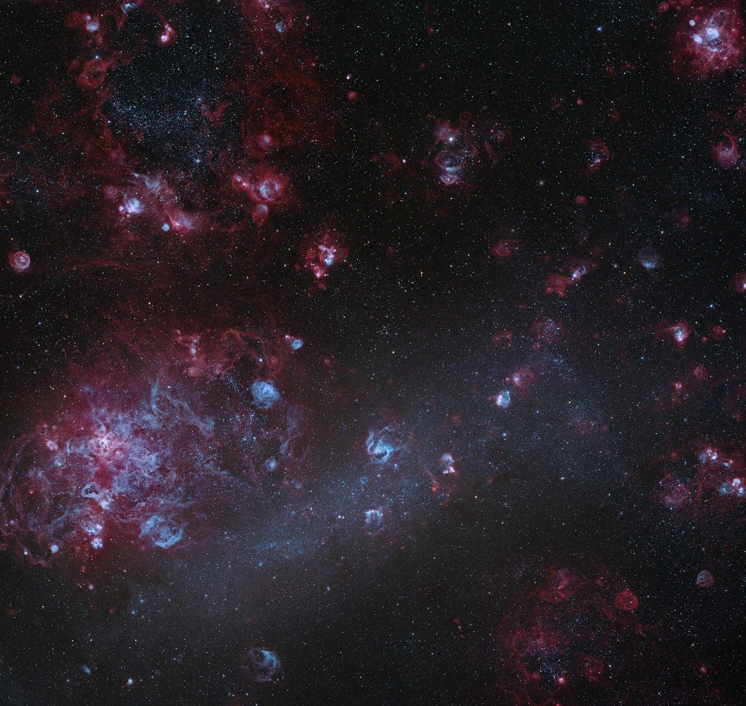 Большое магелланово облако какая галактика. Магелланово облако астрономия. Большое Магелланово облако Созвездие. БМО Галактика. Что такое большое Магелланово облако в астрономии.