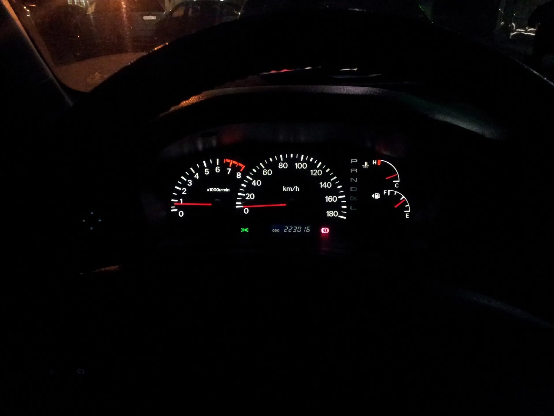 Lancer разгон до 100. Оптитрон лансер 9. красная подсветка приборов mitsubishi lancer cedia. приборная панель лансер цедия. подсветка приборки лансер цедия.