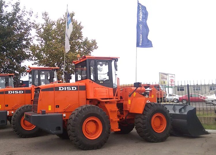 Сд 300. Doosan DISD sd300. Фронтальный погрузчик Дусан 300. Погрузчик фронтальный Doosan, DISD, sd300. DISD sd300n погрузчик.