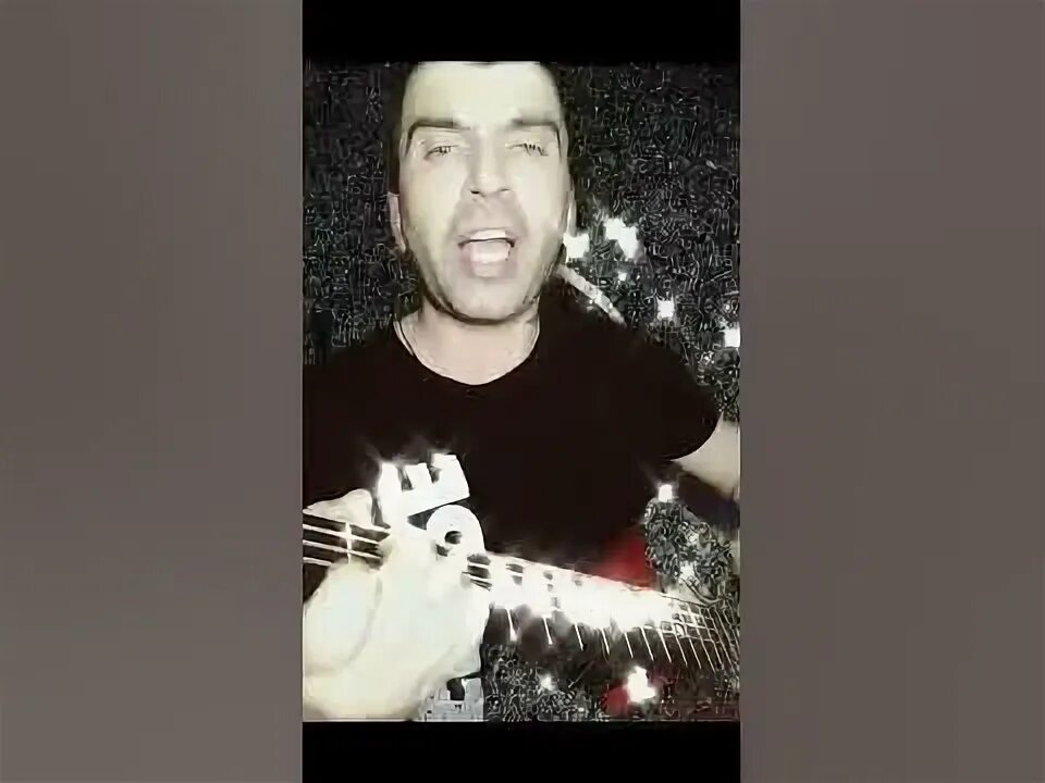 Песня ужалил дьявол. Песня ужалил дьявол. Tenacious d медиатор судьбы дьявол. Укус вампира аккорды. Вампир песня текст.
