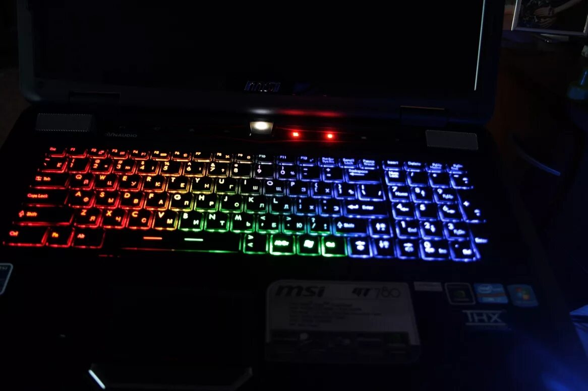 MSI gt60 подсветка клавиатуры. MSI ms1543 подсветка. Клавиатуры с подсветкой на ноутбуке ASUS k95vb. Подсветка MSI g750.