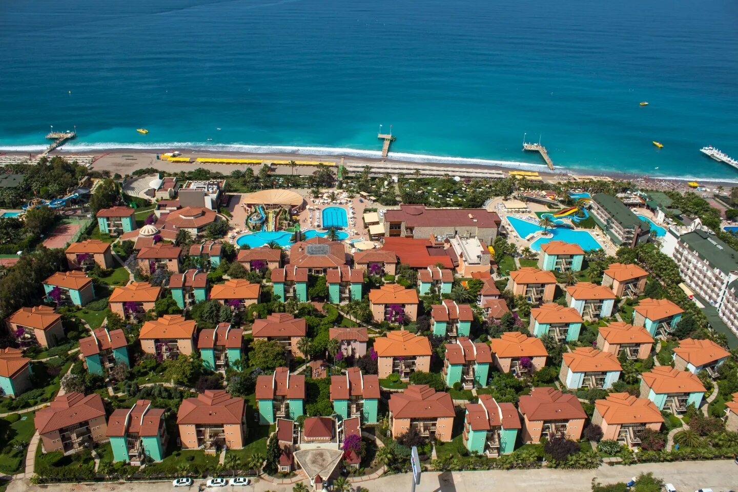 Gypsophila village 5 турция. Gypsophila Holiday Village 5*. Fun Sun Gypsophila Village 5 Турция. Gypsophila Алания Holiday Village. Gypsophila Holiday Village 5* Окурджалар, Алания.