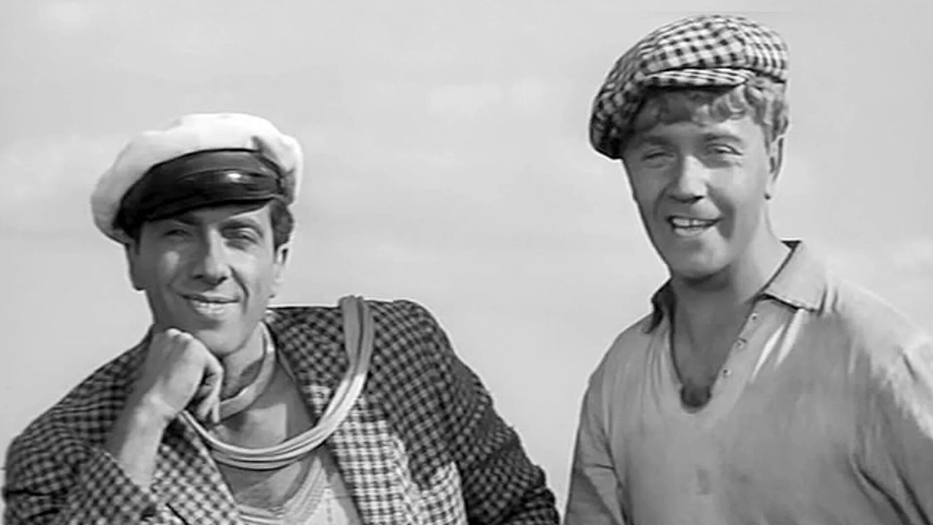 Мечта остапа бендера рио де жанейро. Замело тебя снегом россия ноты для фортепиано. Это хрустальная мечта моего детства. Мечта бендера. Шарф остапа бендера.