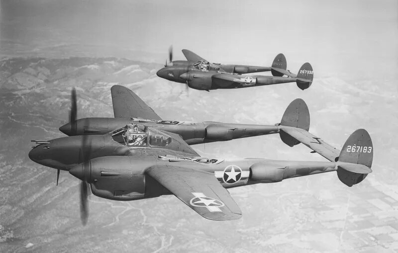 П-38 Лайтнинг. P-38 Lightning. P38 второй мировой войны. Локхид p-38 «Лайтнинг» f-5b-1-lo.