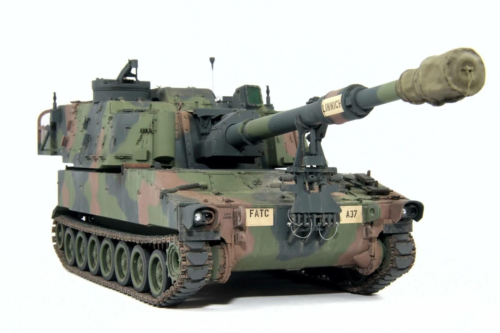 М109 гаубица. M109 сау. 109 квадратных метров. Мэз-109м стерео. Сау m109a7.