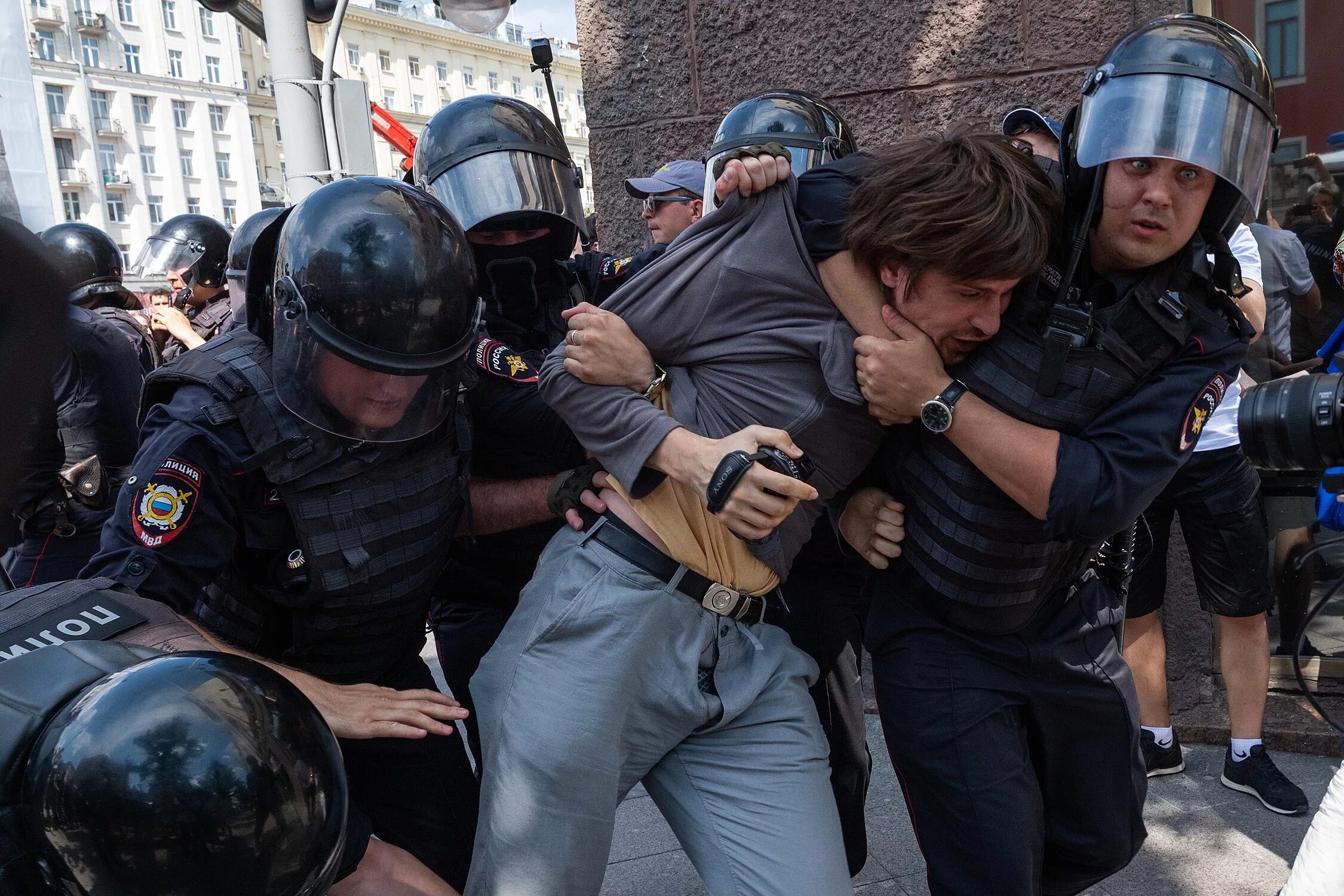 Политический террор в россии. Национальный террор. Государственный террор. Национальный террор. Внутренний государственный терроризм.