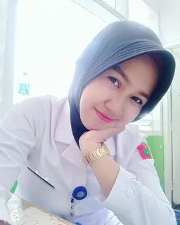 Bidan cantik