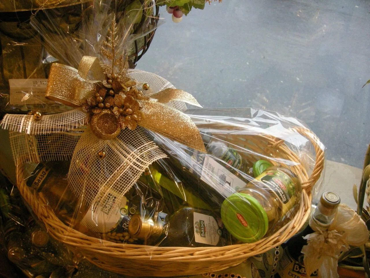 Наборы с оливковым маслом в подарок. Масло оливковое подарочное