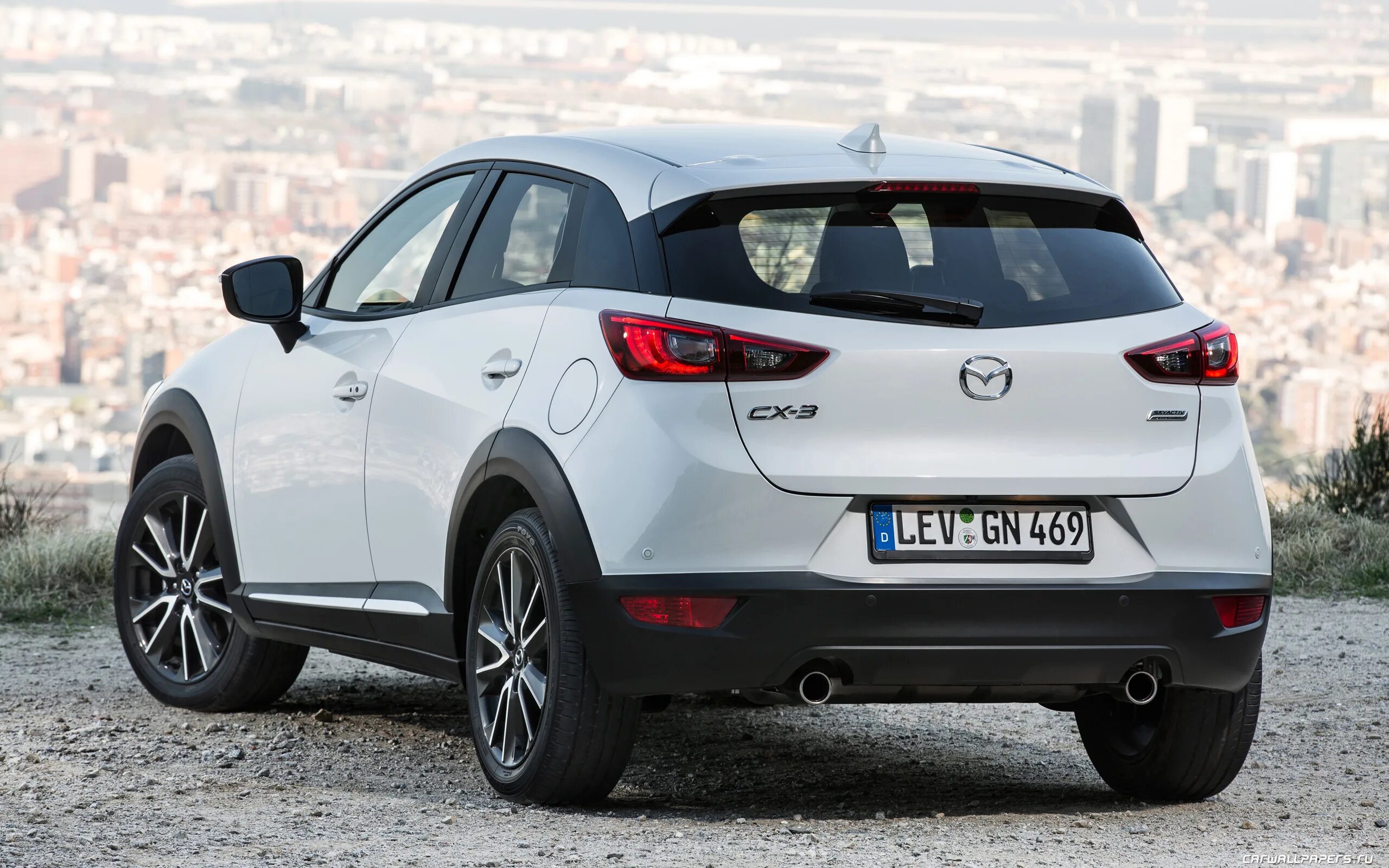 Мазда сх 3 купить. Мазда сх3. Mazda CX-3. Mazda CX-3 2015. Mazda CX 10.