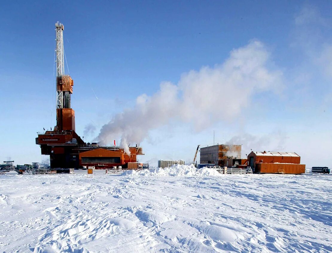 Нефтяные месторождения Аляски. Аляска Петролеум. Нефтяные вышки в Арктике. Бурение в Арктике. Аляска полезные