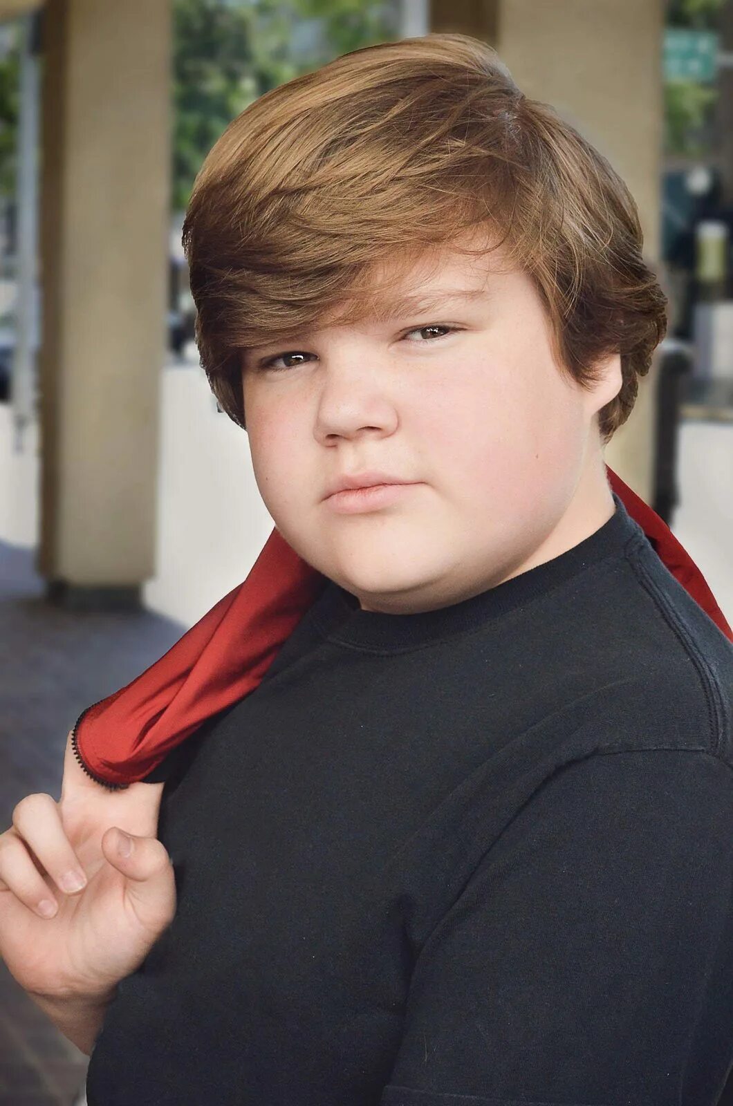 пухленький пацан. толстый маленький китаец. Philip wiegratz: augustus gloop. пухленький пацан. пухленький пацан.