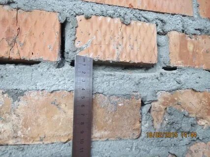 Трещины в растворе кладки