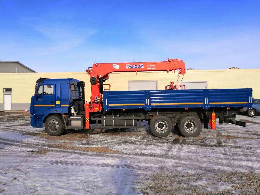 Манипулятор 65117. Камаз 65117 с кму kanglim ks1256. kanglim ks1256g-ii. кму kanglim ks1256g-ii. камаз 65117 с кму kanglim.