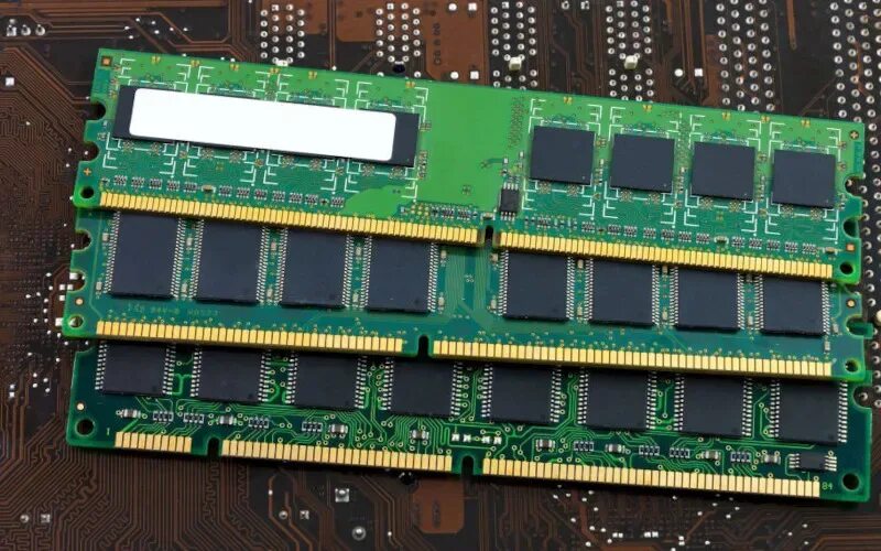 Access out of memory. Simm память. ram. ram extension. random access machine сложность.