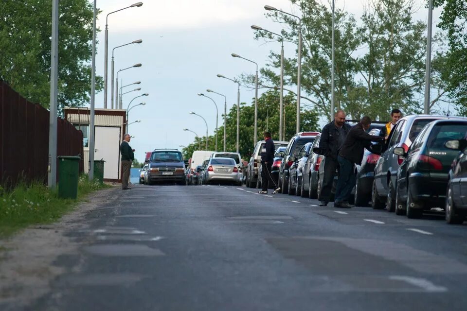 Очередь на границе с польшей тересполь. Граница Беларусь Польша Брест Тересполь. Погранпереход Брест Тересполь. Белорусско-польская граница Брест Тересполь сейчас. Брест граница фото.