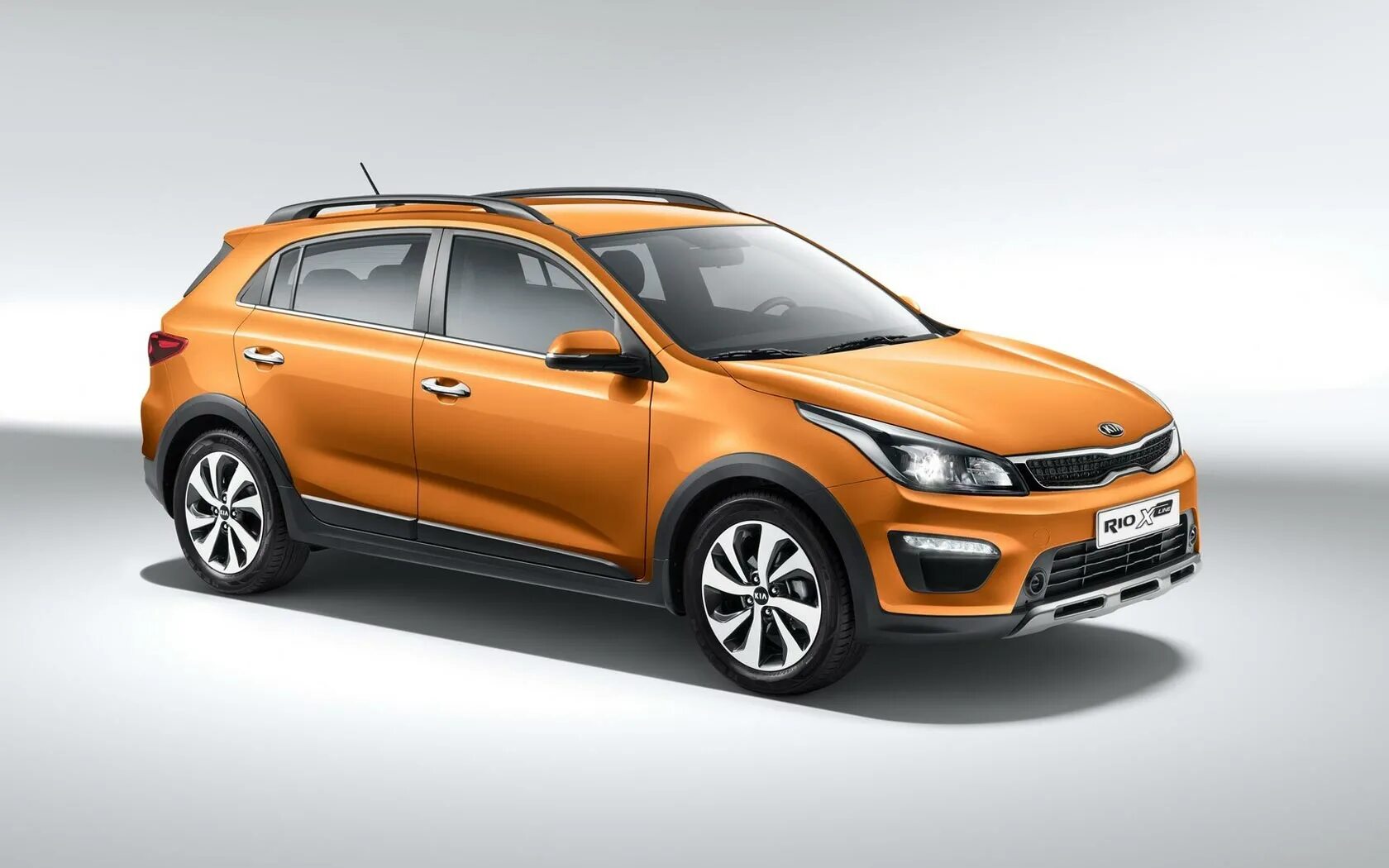 Киа икс лайн 2018 года. Кия Рио кросс 2021. Kia Rio x-line 2022. Киа Рио Икс лайн 2022. Киа Рио кросс 2017.