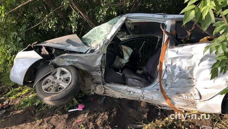 Аварии осинники. Осинниковское атп. Вчерашнее дтп в осинниках. Осинники происшествия. Повреждения после дтп авто.