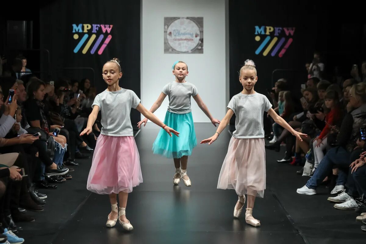 Детская неделя моды. Детская неделя моды в Москве. Индустрия моды дети Украина.