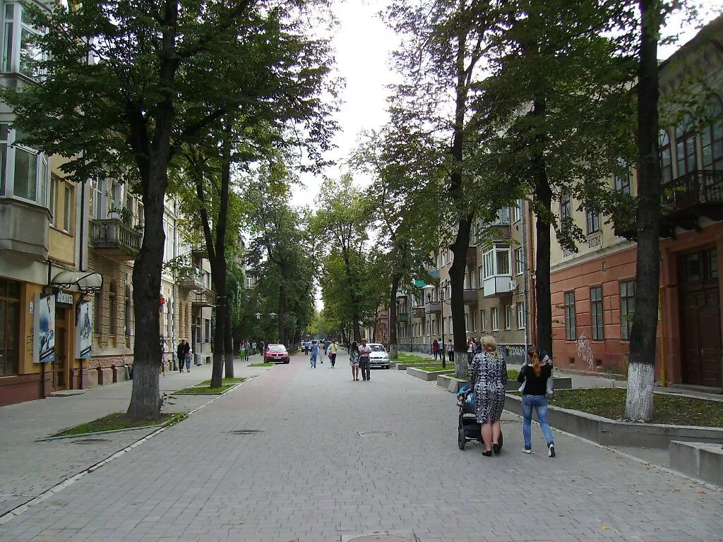шевченко/вольская. ивано франковск 2023. улица имени шевченко. улица белоглинская саратов. улица имени шевченко.
