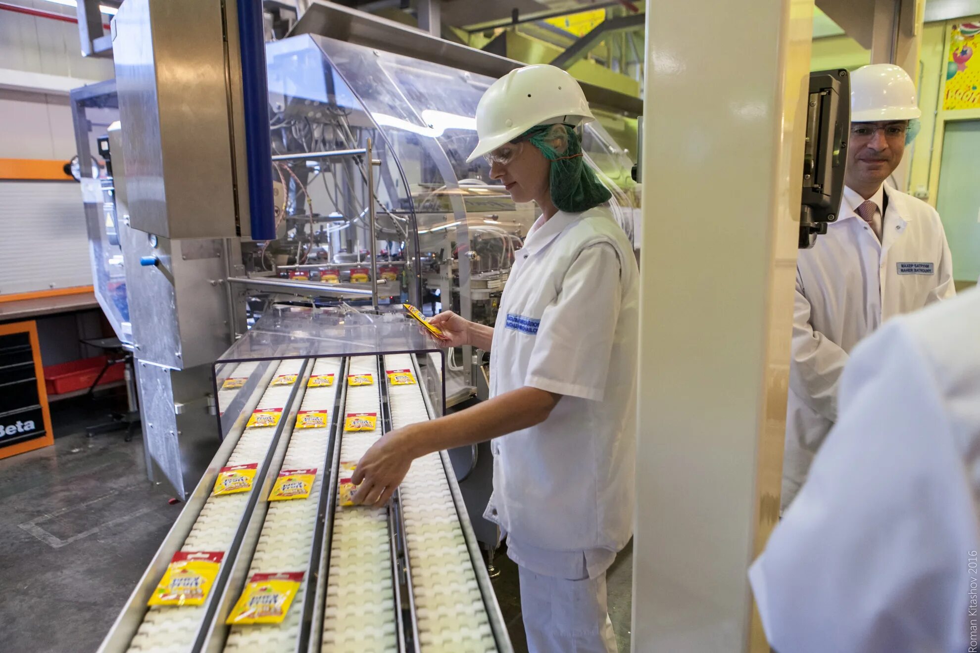 Продукция производящаяся в санкт петербурге. Промышленность питера. Продукция производящаяся в санкт петербурге. Полисан завод в санкт-петербурге. Продукция производящаяся в санкт петербурге.