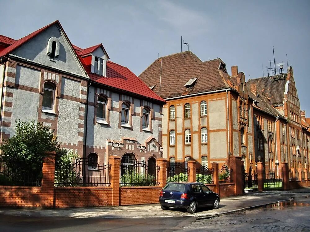 Дома города калининграда. Немецкие улочки калининграда калининград. архитектура зеленоградска калининградской области. балтийск город в калининградской области. старинные улицы калининграда.