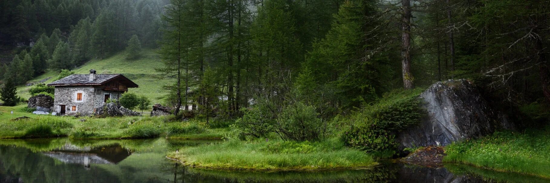 Лесная избушка мендсары. Заимка охотника в тайге. Заимка тайга избушка сибирь. Лесная избушка оленья ферма. Лесная избушка мендсары.