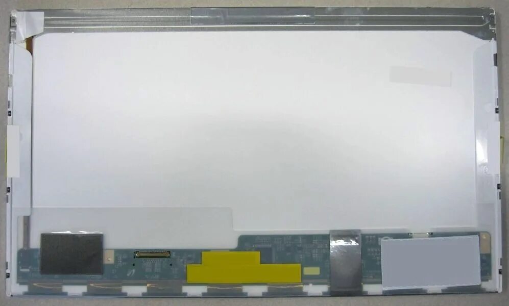 Lcd 17.3